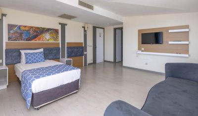 Imagine pentru Hotel Armas Labada 5* valabile pentru Litoral 2025