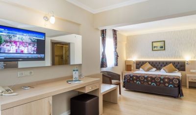 Imagine pentru Hotel Asdem Park 4*  valabile pentru Litoral 2025