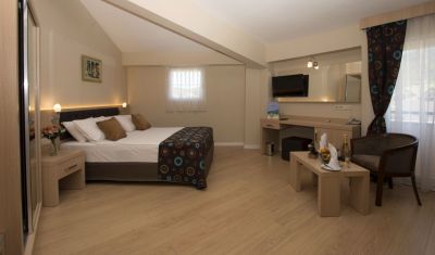 Imagine pentru Hotel Asdem Park 4*  valabile pentru Litoral 2025