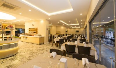 Imagine pentru Hotel Asdem Park 4*  valabile pentru Litoral 2025