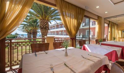 Imagine pentru Hotel Astir Beach 3* valabile pentru Litoral 2025