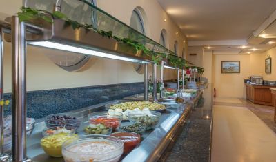 Imagine pentru Hotel Astir Beach 3* valabile pentru Litoral 2025