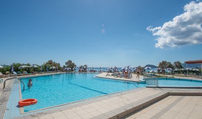 Imagine pentru Hotel Astir Beach 3* valabile pentru Litoral 2025