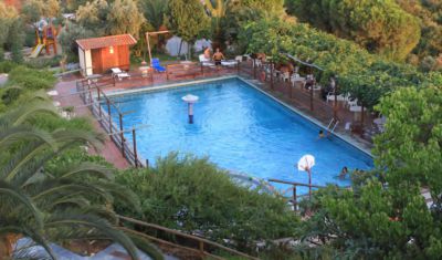 Imagine pentru Hotel Athorama 3* valabile pentru Litoral 2025