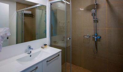 Imagine pentru Hotel Atrium By The Blaxy 4* valabile pentru Litoral 2025