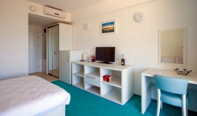 Imagine pentru Hotel Atrium By The Blaxy 4* valabile pentru Litoral 2025