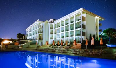 Imagine pentru Hotel Avalon 4*(Adults Only 18+) valabile pentru Litoral 2025