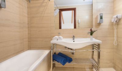 Imagine pentru Hotel Avalon 4*(Adults Only 18+) valabile pentru Litoral 2025