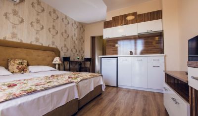 Imagine pentru Hotel Avenue Deluxe 4*  valabile pentru Litoral 2025