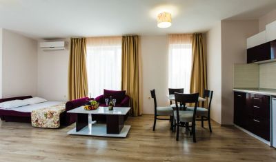Imagine pentru Hotel Avenue Deluxe 4*  valabile pentru Litoral 2025