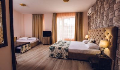 Imagine pentru Hotel Avenue Deluxe 4*  valabile pentru Litoral 2025