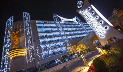 Imagine pentru Hotel Azura Deluxe Resort & Spa 5* valabile pentru Litoral 2025