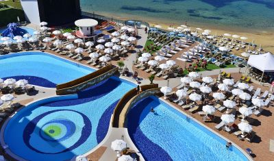 Imagine pentru Hotel Azura Deluxe Resort & Spa 5* valabile pentru Litoral 2025