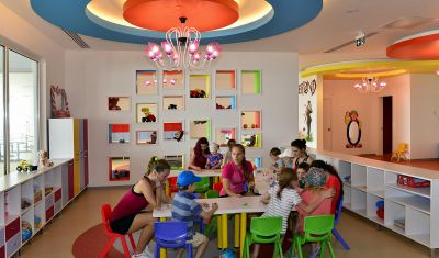 Imagine pentru Hotel Azura Deluxe Resort & Spa 5* valabile pentru Litoral 2025