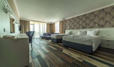 Imagine pentru Hotel Baikal 4* valabile pentru Litoral 2025