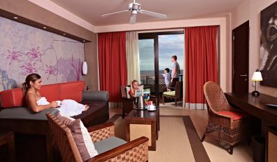 Imagine pentru Hotel Barcelo Tenerife 5* valabile pentru Litoral 2025