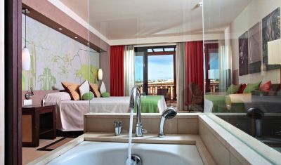 Imagine pentru Hotel Barcelo Tenerife 5* valabile pentru Litoral 2025