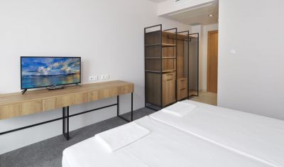 Imagine pentru Hotel Bavaro 4* valabile pentru Litoral 2025
