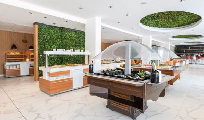 Imagine pentru Hotel Bavaro 4* valabile pentru Litoral 2025