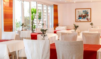 Imagine pentru Hotel Belvedere Luxury Suites 3* valabile pentru Litoral 2025