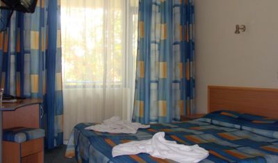 Imagine pentru Hotel Blue Sky 3* valabile pentru Litoral 2025