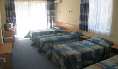 Imagine pentru Hotel Blue Sky 3* valabile pentru Litoral 2025