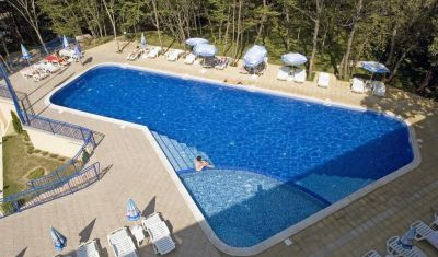 Imagine pentru Hotel Blue Sky 3* valabile pentru Litoral 2025