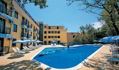 Imagine pentru Hotel Blue Sky 3* valabile pentru Litoral 2025