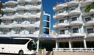 Imagine pentru Hotel Blue Sky 4* valabile pentru Litoral 2025
