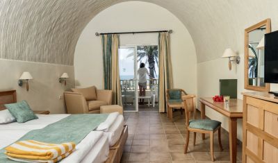 Imagine pentru Hotel Calimera Delfino Beach Resort & Spa 4* valabile pentru Litoral 2025
