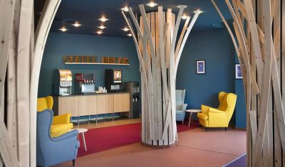 Imagine pentru Hotel Calypso 3* valabile pentru Litoral 2025