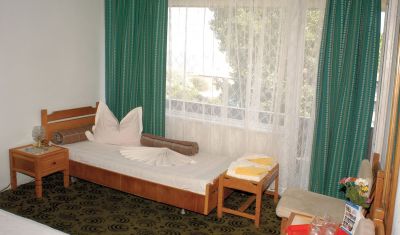 Imagine pentru Hotel Capitol 2* valabile pentru Litoral 2025