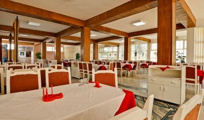 Imagine pentru Hotel Capitol 2* valabile pentru Litoral 2025