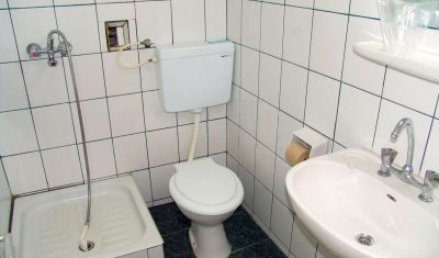 Imagine pentru Hotel Capitol 2* valabile pentru Litoral 2025