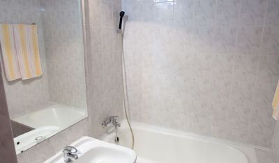 Imagine pentru Hotel Carmen Eforie Nord 3* valabile pentru Litoral 2025