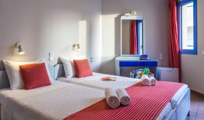 Imagine pentru Hotel Central Hersonissos 3* valabile pentru Litoral 2025