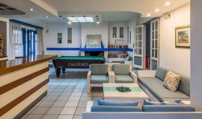 Imagine pentru Hotel Central Hersonissos 3* valabile pentru Litoral 2025