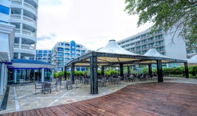 Imagine pentru Hotel Chaika Beach Resort 3*  valabile pentru Litoral 2025
