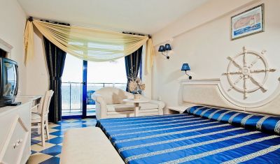 Imagine pentru Hotel Chaika Beach Resort 3*  valabile pentru Litoral 2025