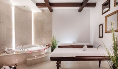 Imagine pentru Hotel Charisma Deluxe  5*  valabile pentru Litoral 2025