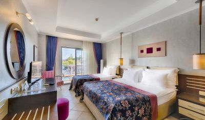 Imagine pentru Hotel Club Nena 5*  valabile pentru Litoral 2025
