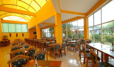 Imagine pentru Hotel Club Tismana 3*  valabile pentru Litoral 2025