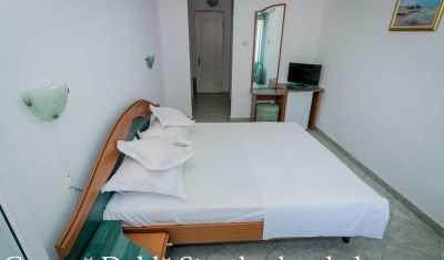 Imagine pentru Hotel Club Tismana 3*  valabile pentru Litoral 2025