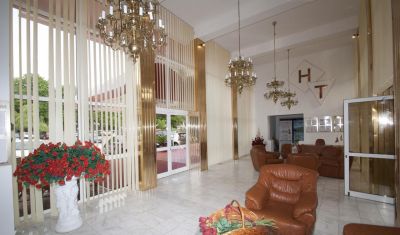 Imagine pentru Hotel Club Tismana 3*  valabile pentru Litoral 2025