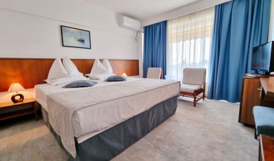 Imagine pentru Hotel Condor 4*  valabile pentru Litoral 2025