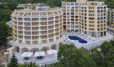 Imagine pentru Hotel Continental 4*  valabile pentru Litoral 2025