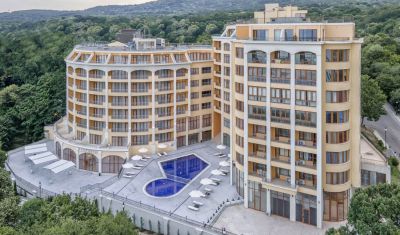Imagine pentru Hotel Continental 4*  valabile pentru Litoral 2025