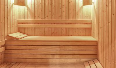 Imagine pentru Hotel Continental 4*  valabile pentru Litoral 2025