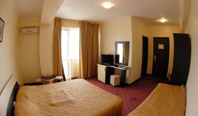 Imagine pentru Hotel Coral 3* valabile pentru Litoral 2025