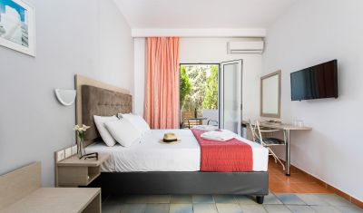 Imagine pentru Hotel Coral Blue Beach 3* valabile pentru Litoral 2025